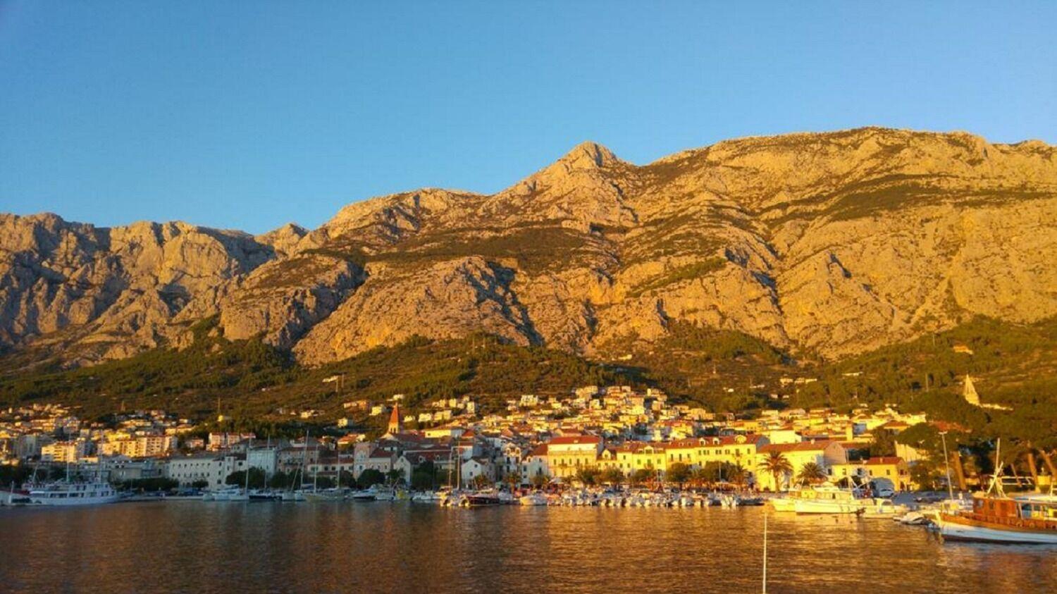 Apartment Denis - Great Location & Large Terrace Μακάρσκα Εξωτερικό φωτογραφία