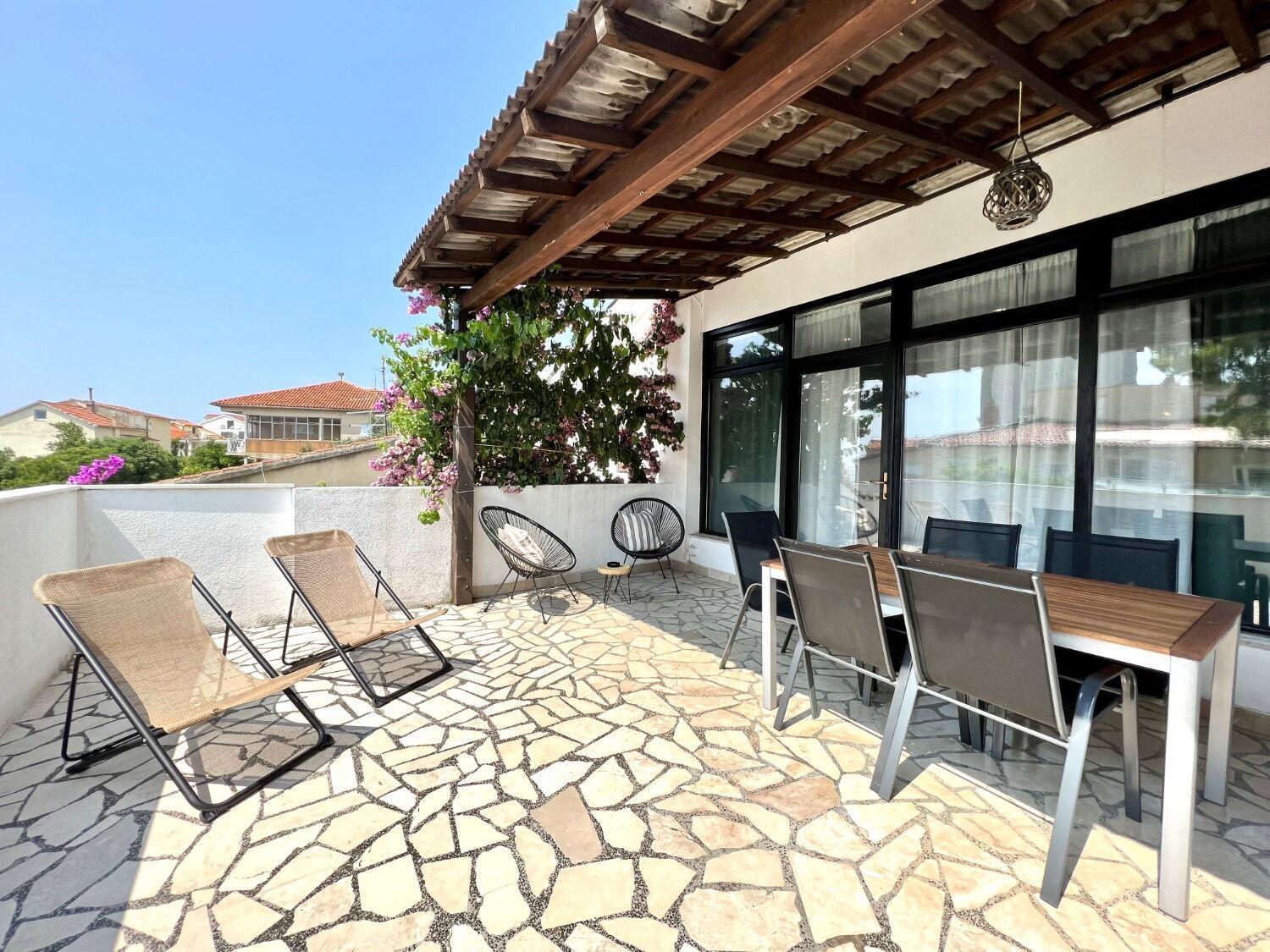 Apartment Denis - Great Location & Large Terrace Μακάρσκα Εξωτερικό φωτογραφία
